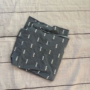 Copper Pearl blue gray arrow baby crib blanket 45 inches by 45.5 inches